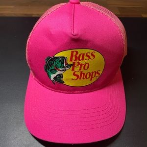 Bass Pro Shops Ladies Pink Printed Logo Trucker Mesh Hat Snapback Closure